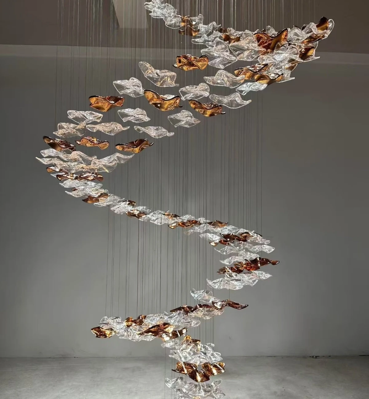 Flowing Cloud Light Ribbon Chandelier for Hotel Entrance Hall Flowing Cloud Light Ribbon Chandelier for Hotel Entrance Hall