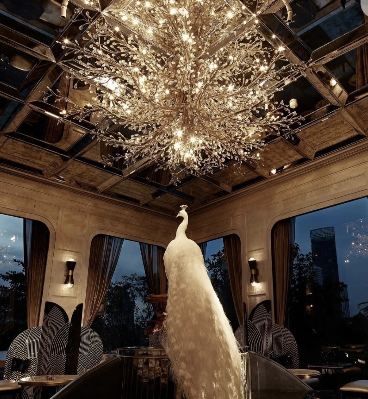 Branching Crystal Dew Chandelier for Boutique Hotel Lounge Branching Crystal Dew Chandelier for Boutique Hotel Lounge